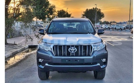 Buy Import Toyota Prado Black Car in Import - Dubai in Central Buy Import Toyota Prado Black Car in Import - Dubai in Central