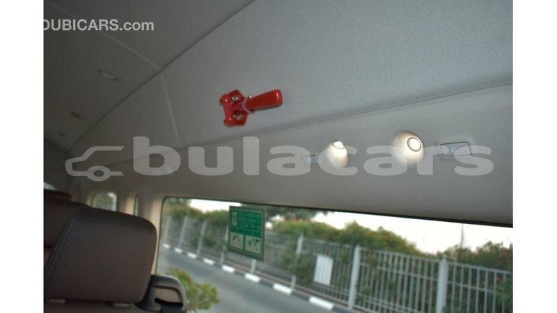 Big with watermark toyota hiace central import dubai 7101