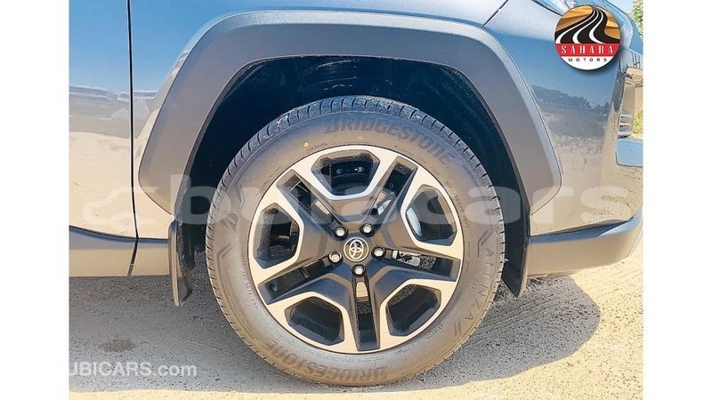 Big with watermark toyota 4runner central import dubai 7102