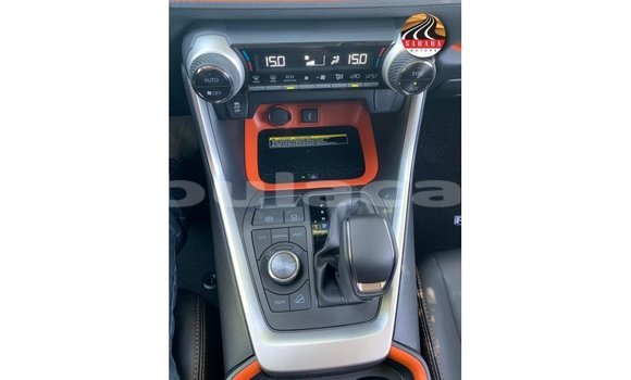 Acheter Import Voiture Toyota 4Runner Gris à Import - Dubai, Central Acheter Import Voiture Toyota 4Runner Gris à Import - Dubai, Central