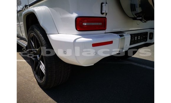 Buy Import Mercedes-Benz 190 White Car in Import - Dubai in Central Buy Import Mercedes-Benz 190 White Car in Import - Dubai in Central