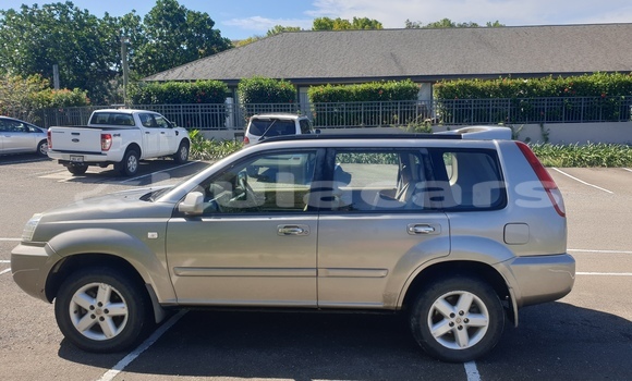 Buy Used Nissan X–Trail Silver Car in Suva in Central