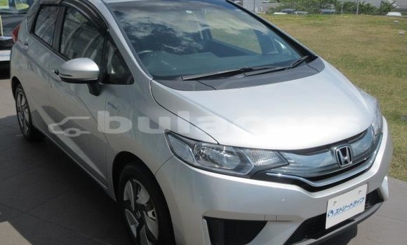 Acheter Import Voiture Honda Fit Gris à Import - Dubai, Central