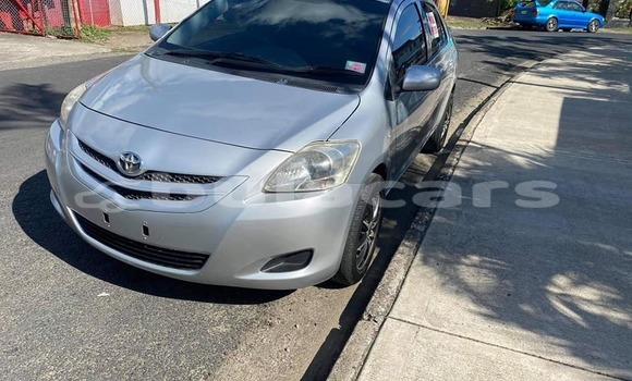 Buy Used Toyota Yaris Silver Car in Nadi in Western Buy Used Toyota Yaris Silver Car in Nadi in Western