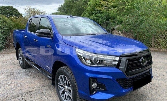 Buy Used Toyota Hilux Blue Car in Suva in Central Buy Used Toyota Hilux Blue Car in Suva in Central