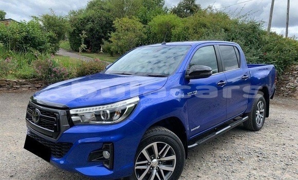 Buy Used Toyota Hilux Blue Car in Suva in Central Buy Used Toyota Hilux Blue Car in Suva in Central