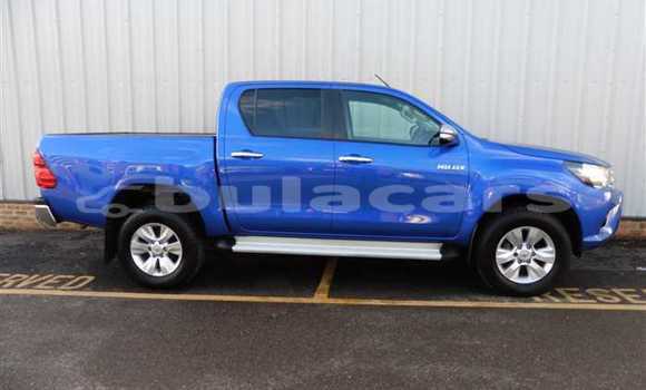 Buy Used Toyota Hilux Blue Car in Suva in Central