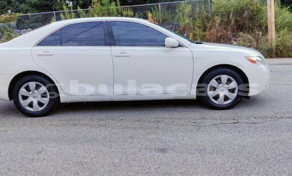 Acheter Occasion Voiture Toyota Camry Blanc à Suva, Central Acheter Occasion Voiture Toyota Camry Blanc à Suva, Central