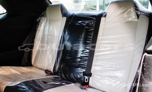 Acheter Import Voiture Dodge Challenger Bleu à Import - Dubai, Central Acheter Import Voiture Dodge Challenger Bleu à Import - Dubai, Central