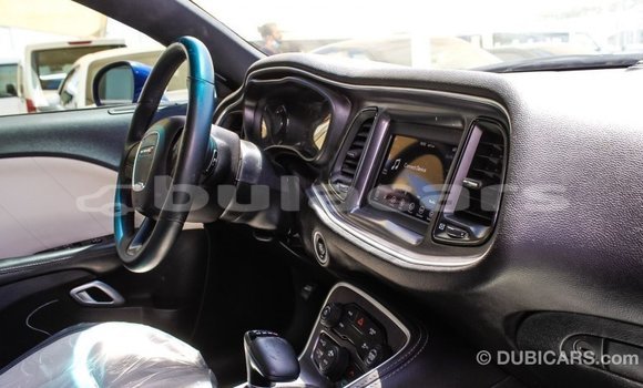 Acheter Import Voiture Dodge Challenger Bleu à Import - Dubai, Central Acheter Import Voiture Dodge Challenger Bleu à Import - Dubai, Central