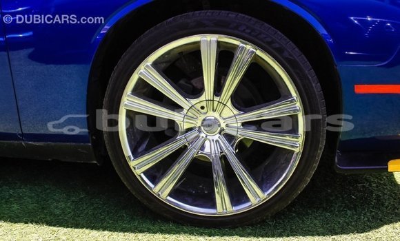 Acheter Import Voiture Dodge Challenger Bleu à Import - Dubai, Central Acheter Import Voiture Dodge Challenger Bleu à Import - Dubai, Central