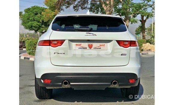 Acheter Import Voiture Jaguar F-Pace Blanc à Import - Dubai, Central Acheter Import Voiture Jaguar F-Pace Blanc à Import - Dubai, Central