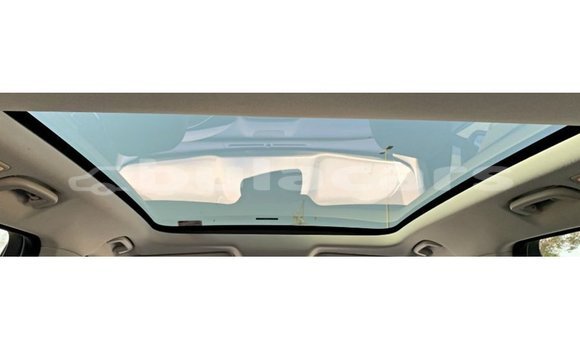 Acheter Import Voiture Jaguar F-Pace Blanc à Import - Dubai, Central Acheter Import Voiture Jaguar F-Pace Blanc à Import - Dubai, Central