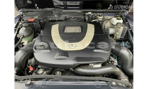 Acheter Import Voiture Mercedes-Benz 190 Bleu à Import - Dubai, Central Acheter Import Voiture Mercedes-Benz 190 Bleu à Import - Dubai, Central