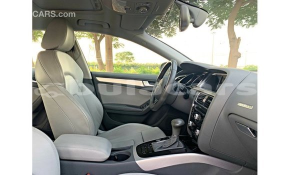 Acheter Import Voiture Audi A5 Gris à Import - Dubai, Central Acheter Import Voiture Audi A5 Gris à Import - Dubai, Central