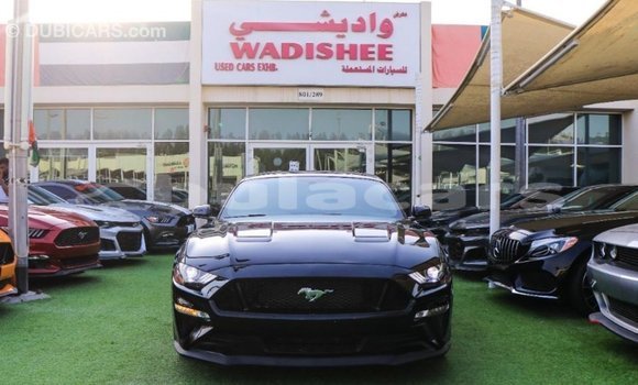 Acheter Import Voiture Ford Mustang Noir à Import - Dubai, Central Acheter Import Voiture Ford Mustang Noir à Import - Dubai, Central