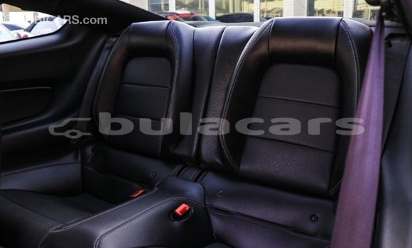 Acheter Import Voiture Ford Mustang Noir à Import - Dubai, Central Acheter Import Voiture Ford Mustang Noir à Import - Dubai, Central