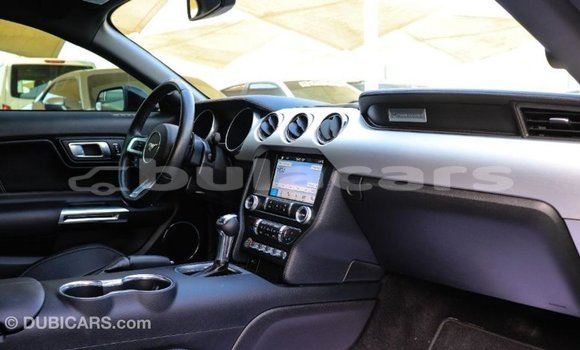 Acheter Import Voiture Ford Mustang Noir à Import - Dubai, Central Acheter Import Voiture Ford Mustang Noir à Import - Dubai, Central