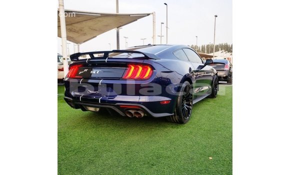 Acheter Import Voiture Ford Mustang Bleu à Import - Dubai, Central Acheter Import Voiture Ford Mustang Bleu à Import - Dubai, Central