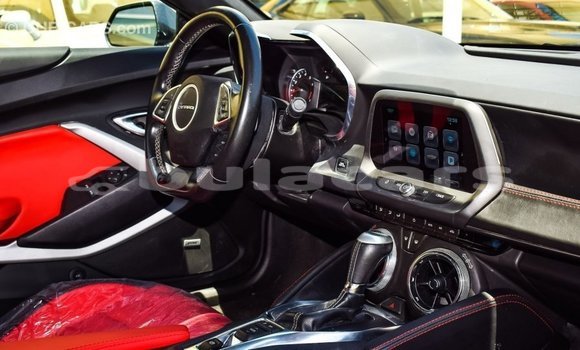 Acheter Import Voiture Chevrolet Camaro Gris à Import - Dubai, Central Acheter Import Voiture Chevrolet Camaro Gris à Import - Dubai, Central