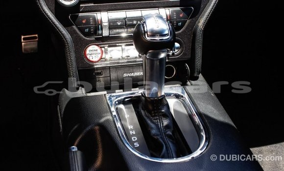 Acheter Import Voiture Ford Mustang Rouge à Import - Dubai, Central Acheter Import Voiture Ford Mustang Rouge à Import - Dubai, Central