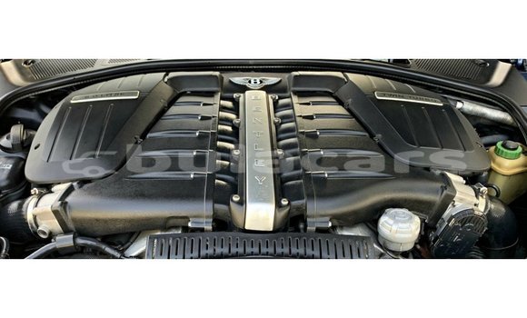 Acheter Import Voiture Bentley Continental Flying Spur Bleu à Import - Dubai, Central Acheter Import Voiture Bentley Continental Flying Spur Bleu à Import - Dubai, Central