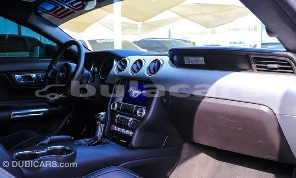 Acheter Import Voiture Ford Mustang Gris à Import - Dubai, Central Acheter Import Voiture Ford Mustang Gris à Import - Dubai, Central