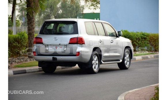 Acheter Import Voiture Lexus LX Gris à Import - Dubai, Central Acheter Import Voiture Lexus LX Gris à Import - Dubai, Central