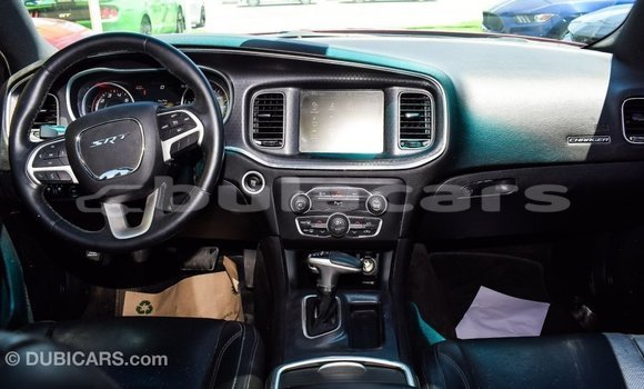 Acheter Import Voiture Dodge Charger Rouge à Import - Dubai, Central Acheter Import Voiture Dodge Charger Rouge à Import - Dubai, Central