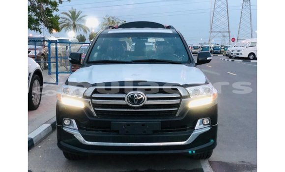 Buy Import Toyota Land Cruiser Black Car in Import - Dubai in Central