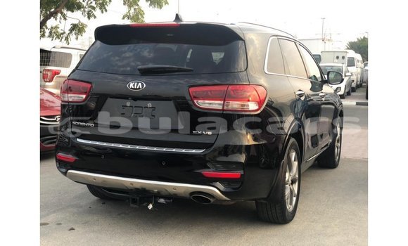 Acheter Import Voiture Kia Sorento Noir à Import - Dubai, Central Acheter Import Voiture Kia Sorento Noir à Import - Dubai, Central