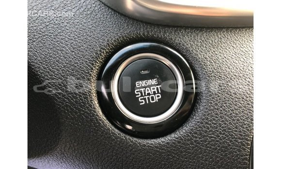 Acheter Import Voiture Kia Sorento Noir à Import - Dubai, Central Acheter Import Voiture Kia Sorento Noir à Import - Dubai, Central