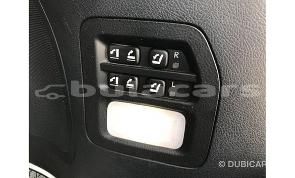 Acheter Import Voiture Lexus LX Gris à Import - Dubai, Central Acheter Import Voiture Lexus LX Gris à Import - Dubai, Central