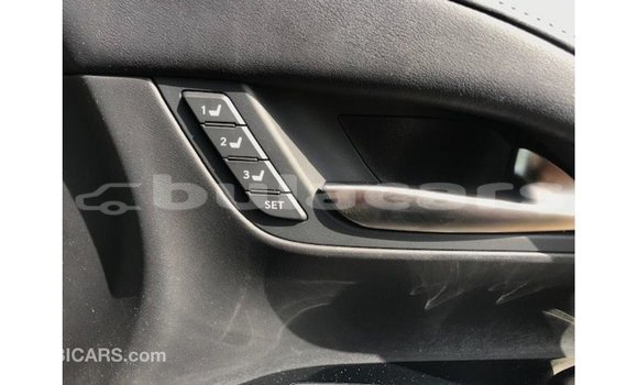 Acheter Import Voiture Lexus LX Gris à Import - Dubai, Central Acheter Import Voiture Lexus LX Gris à Import - Dubai, Central