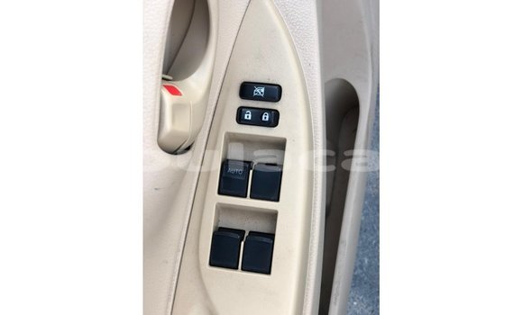 Acheter Import Voiture Toyota Yaris Gris à Import - Dubai, Central Acheter Import Voiture Toyota Yaris Gris à Import - Dubai, Central