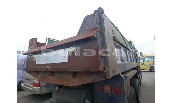 Acheter Import Voiture Nissan 350Z Bleu à Import - Dubai, Central Acheter Import Voiture Nissan 350Z Bleu à Import - Dubai, Central