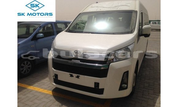 Buy Import Toyota Hiace White Car in Import - Dubai in Central Buy Import Toyota Hiace White Car in Import - Dubai in Central