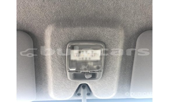 Acheter Import Voiture Mitsubishi i Blanc à Import - Dubai, Central Acheter Import Voiture Mitsubishi i Blanc à Import - Dubai, Central