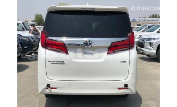 Buy Import Toyota Alphard White Car in Import - Dubai in Central Buy Import Toyota Alphard White Car in Import - Dubai in Central