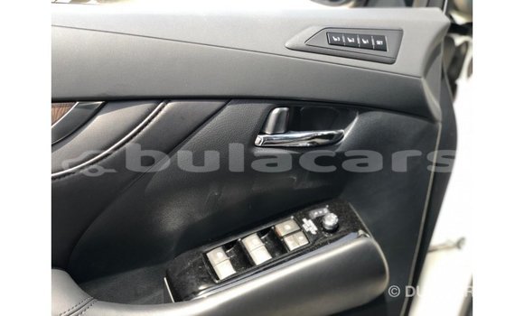 Buy Import Toyota Alphard White Car in Import - Dubai in Central Buy Import Toyota Alphard White Car in Import - Dubai in Central
