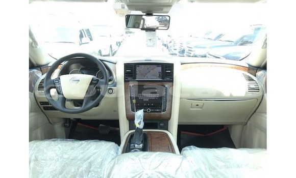 Buy Import Nissan Patrol White Car in Import - Dubai in Central Buy Import Nissan Patrol White Car in Import - Dubai in Central