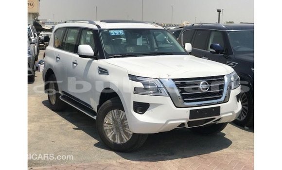 Buy Import Nissan Patrol White Car in Import - Dubai in Central Buy Import Nissan Patrol White Car in Import - Dubai in Central