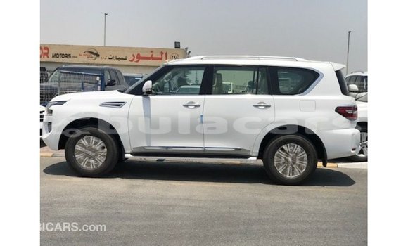 Buy Import Nissan Patrol White Car in Import - Dubai in Central Buy Import Nissan Patrol White Car in Import - Dubai in Central