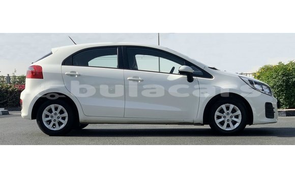 Buy Import Kia Rio White Car in Import - Dubai in Central Buy Import Kia Rio White Car in Import - Dubai in Central