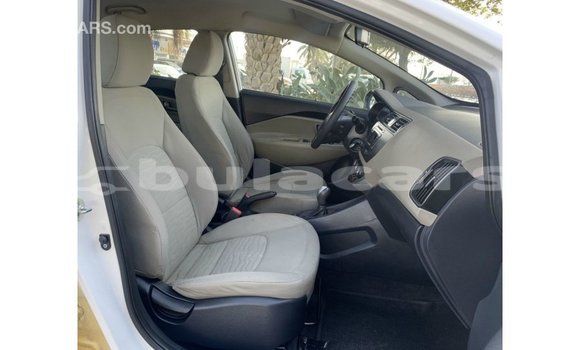 Buy Import Kia Rio White Car in Import - Dubai in Central Buy Import Kia Rio White Car in Import - Dubai in Central
