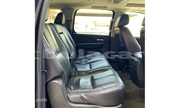 Buy Import Chevrolet Suburban Black Car in Import - Dubai in Central Buy Import Chevrolet Suburban Black Car in Import - Dubai in Central