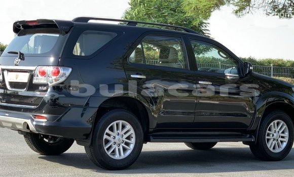 Buy Import Toyota Fortuner Black Car in Import - Dubai in Central Buy Import Toyota Fortuner Black Car in Import - Dubai in Central