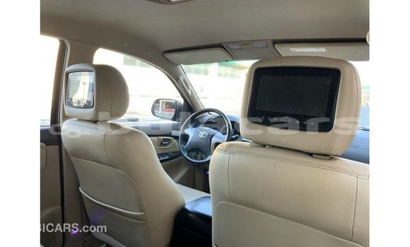 Buy Import Toyota Fortuner Black Car in Import - Dubai in Central Buy Import Toyota Fortuner Black Car in Import - Dubai in Central