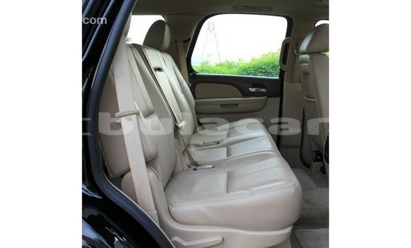 Buy Import Chevrolet Tahoe Black Car in Import - Dubai in Central Buy Import Chevrolet Tahoe Black Car in Import - Dubai in Central