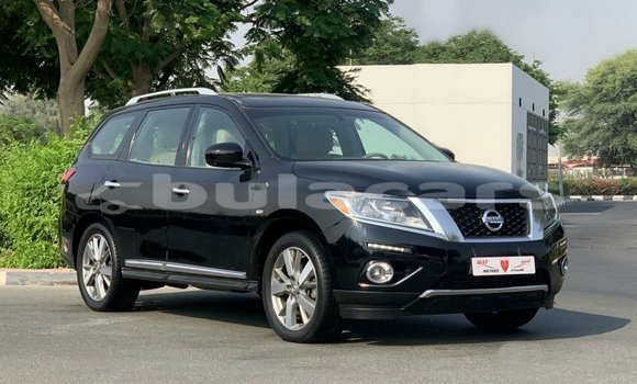 Buy Import Nissan Pathfinder Black Car in Import - Dubai in Central Buy Import Nissan Pathfinder Black Car in Import - Dubai in Central